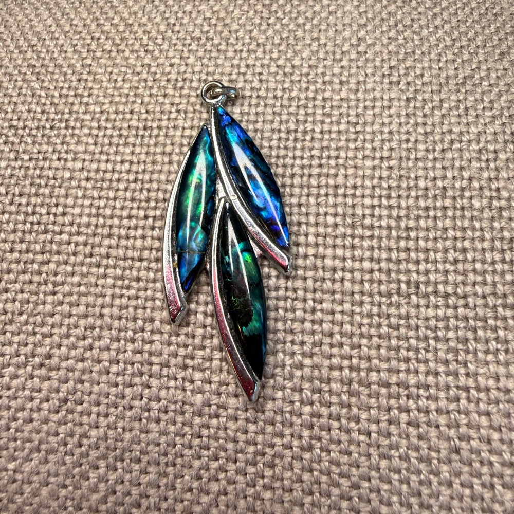 Elegant Blue and Green Leaf Pendant